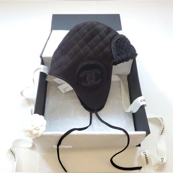 (SALE)Chanel 24fw CC Shearing Trapper Hat Brand New - Picture 2 of 3